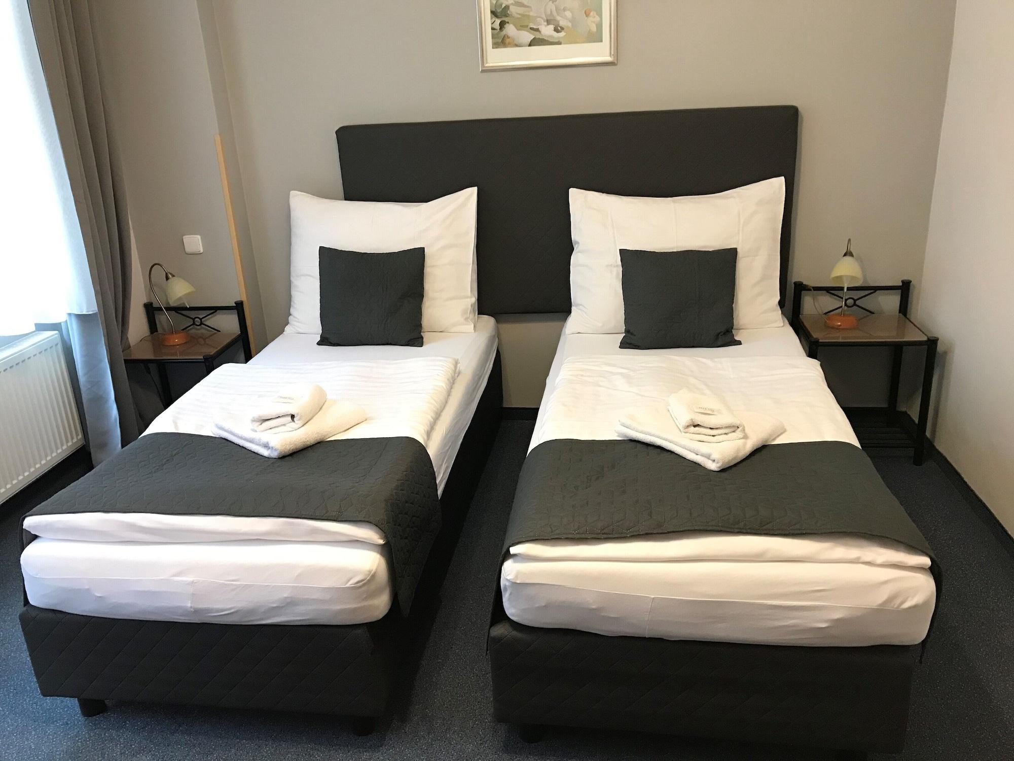 Hotel Boston Karlovy Vary Ngoại thất bức ảnh