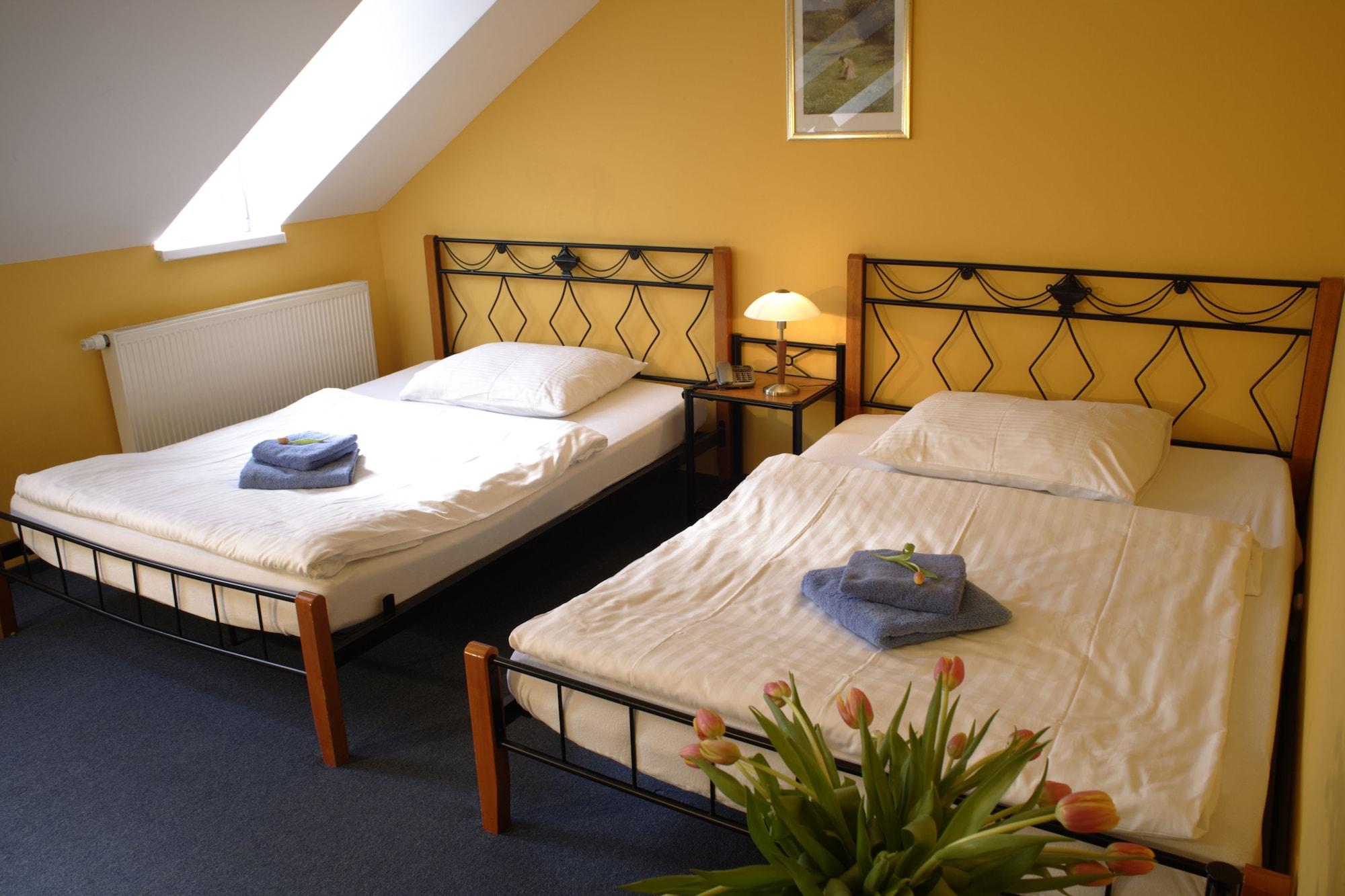 Hotel Boston Karlovy Vary Ngoại thất bức ảnh