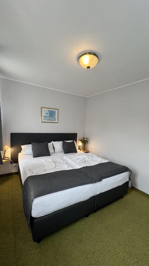 Hotel Boston Karlovy Vary Ngoại thất bức ảnh