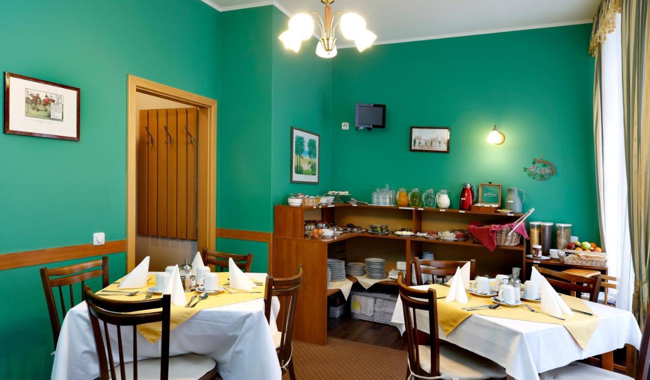 Hotel Boston Karlovy Vary Ngoại thất bức ảnh